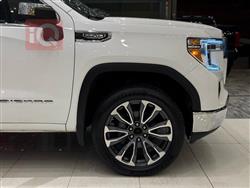 GMC Sierra
